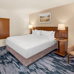 King Room Mobility or hearing accessible